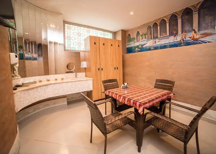 Parkway Inn Hotel & Spa